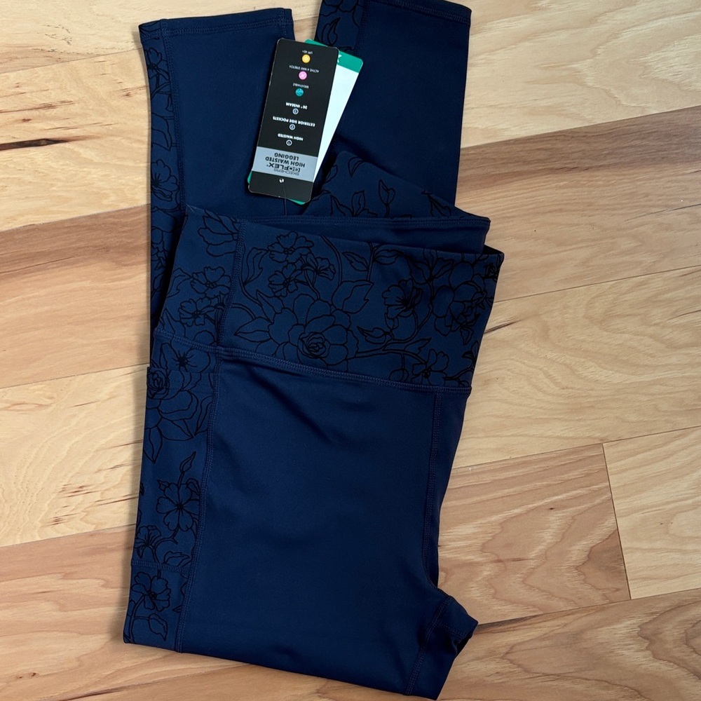 Skechers Navy Floral Leggings